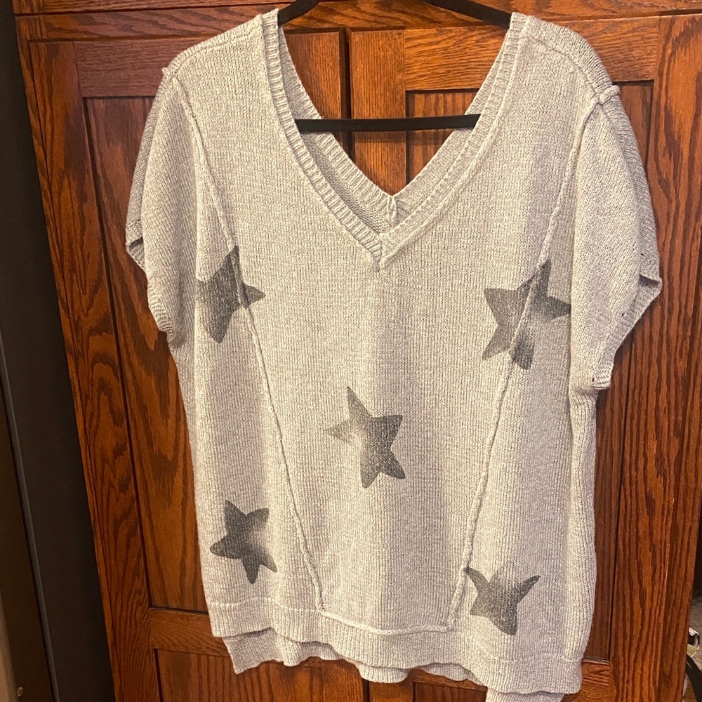 POL Gray Star Short Sleeve Sweater Vest v-neck Slouchy Soft Oversized Large